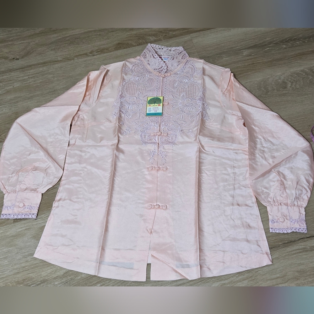 Vintage Red Peacock Hand-Embroidered Silk Blouse – Size 36